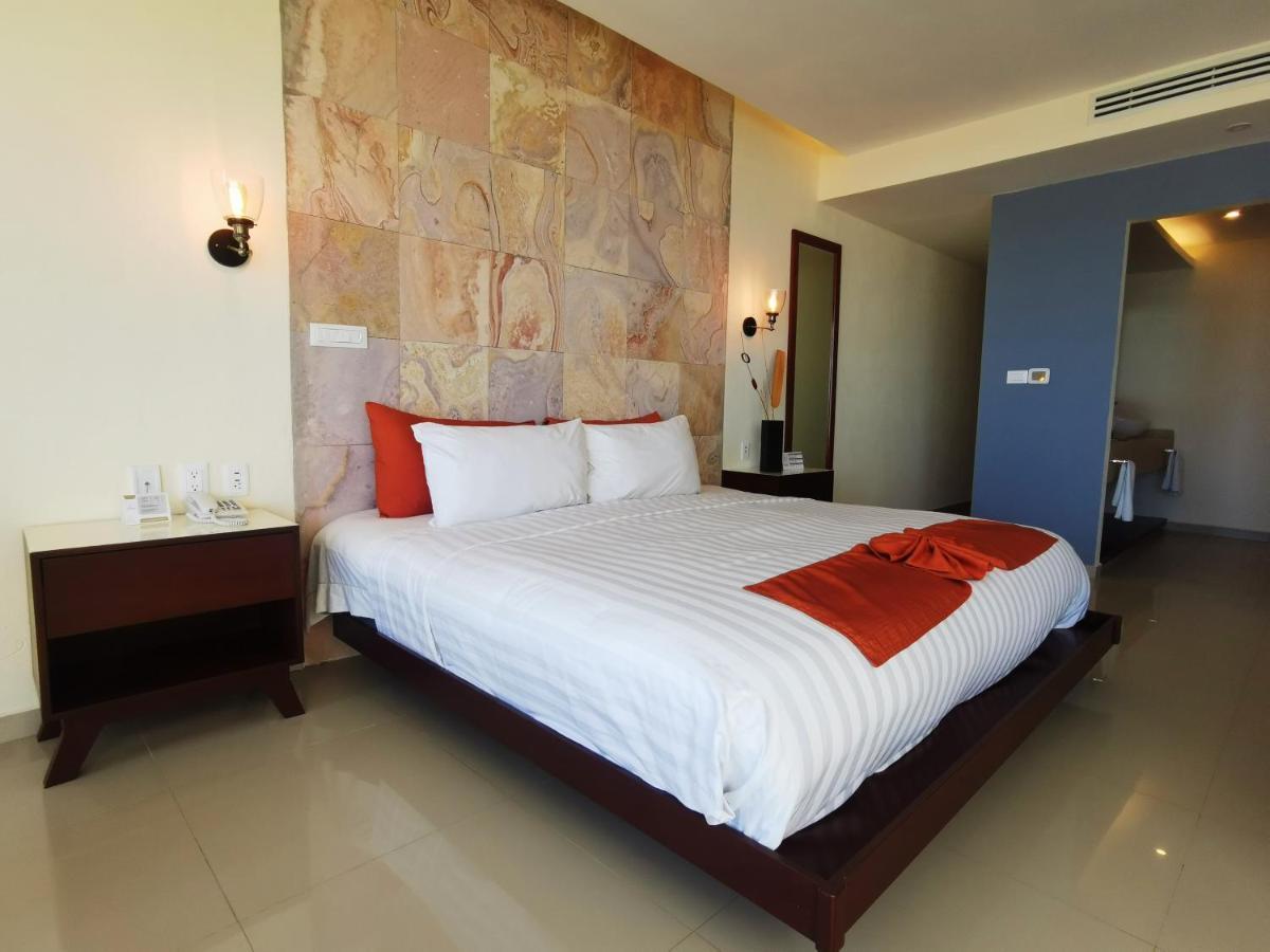 Artisan Playa Esmeralda Family Beach Hotel Playa Chachalacas 外观 照片