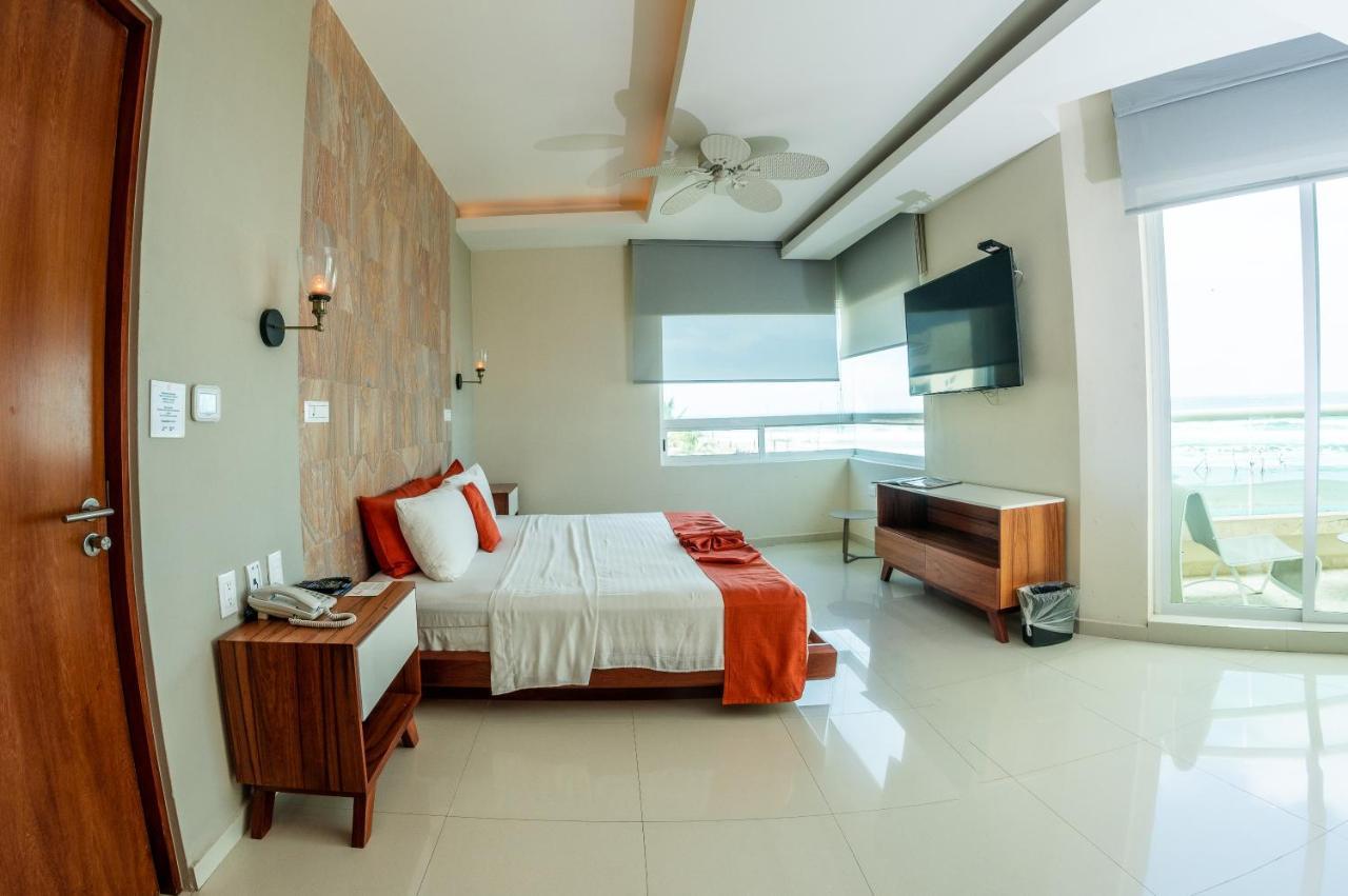 Artisan Playa Esmeralda Family Beach Hotel Playa Chachalacas 外观 照片