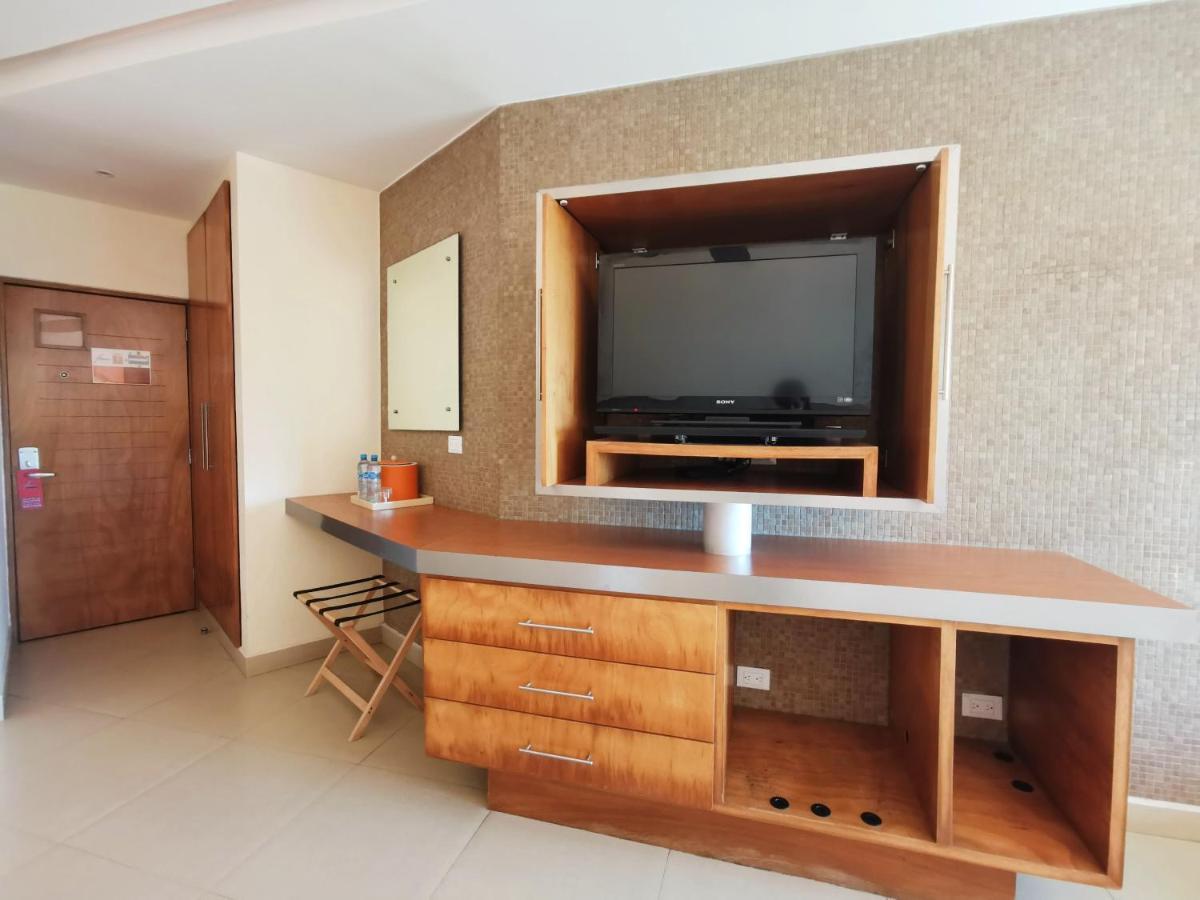 Artisan Playa Esmeralda Family Beach Hotel Playa Chachalacas 外观 照片