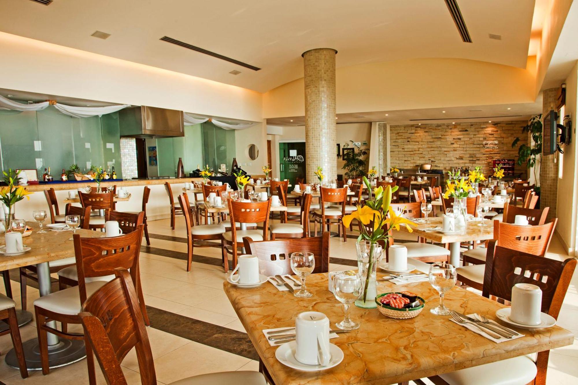 Artisan Playa Esmeralda Family Beach Hotel Playa Chachalacas 外观 照片