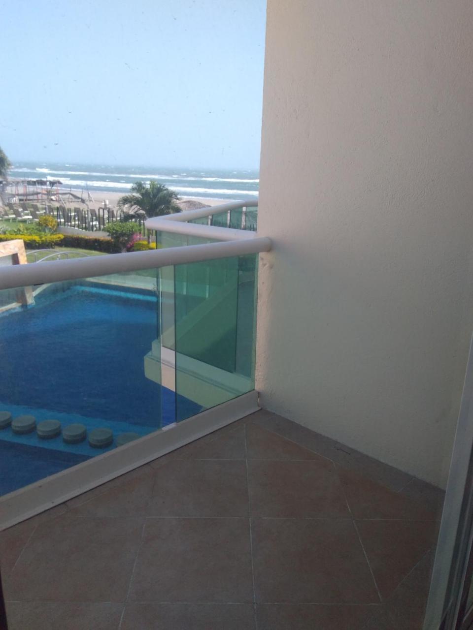 Artisan Playa Esmeralda Family Beach Hotel Playa Chachalacas 外观 照片